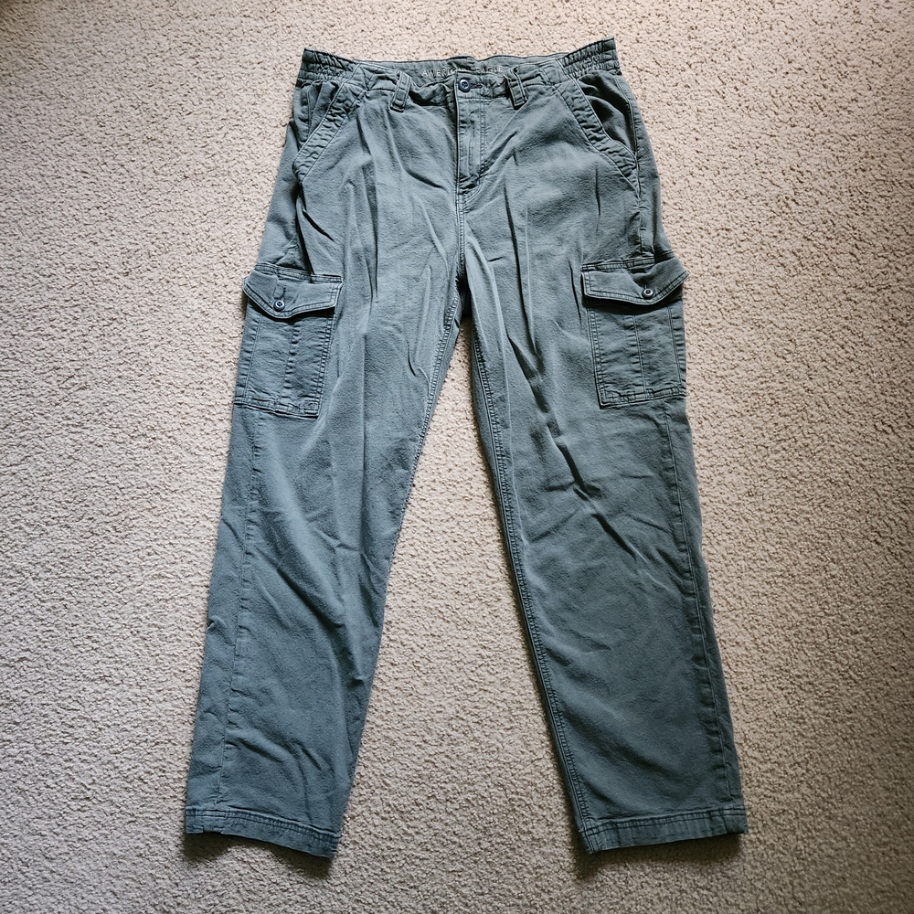 American Eagle Outfitters Green Straight Leg Pants
